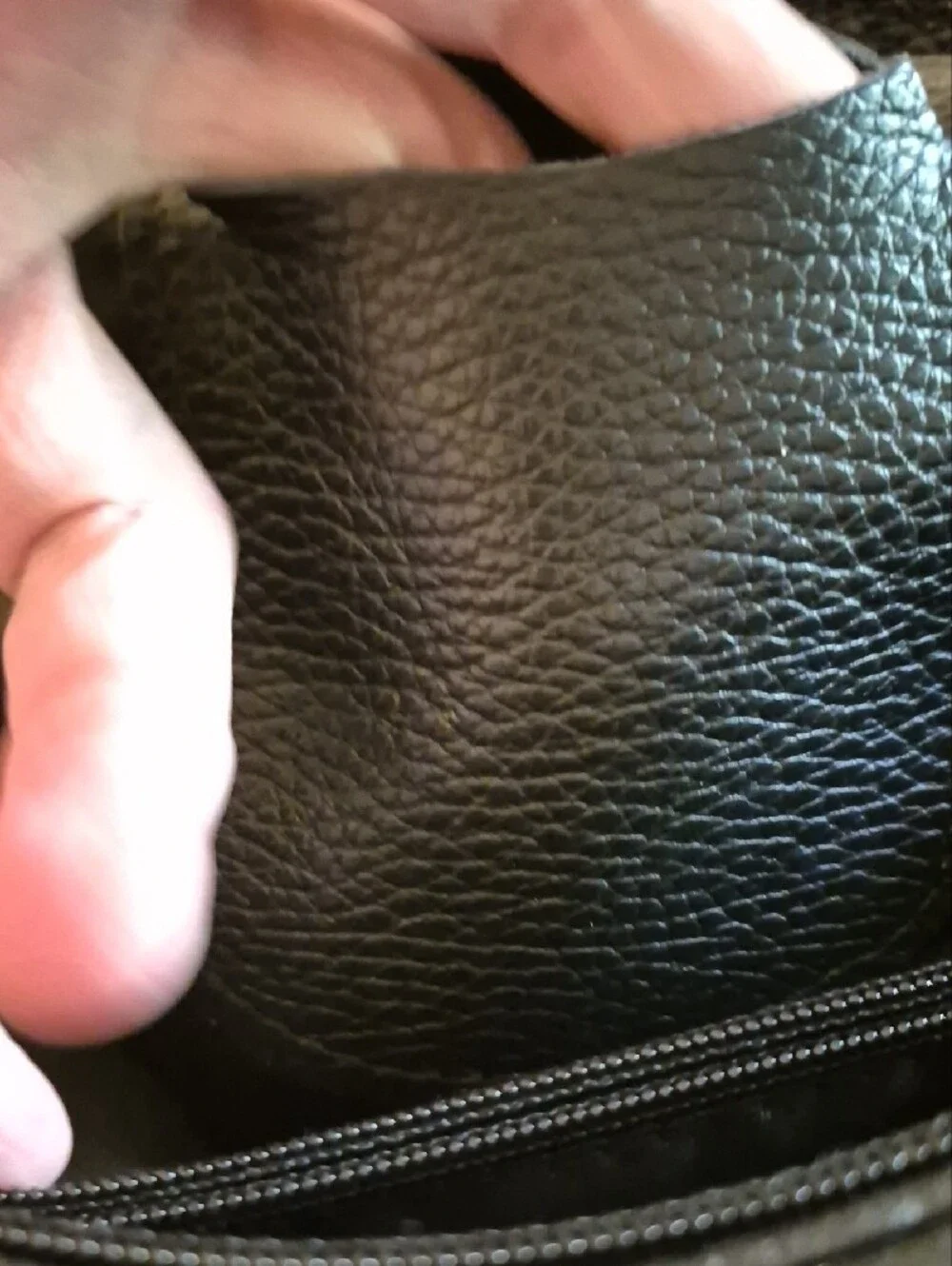 Men's Black Leather Messenger Bag with Adjustable Strap